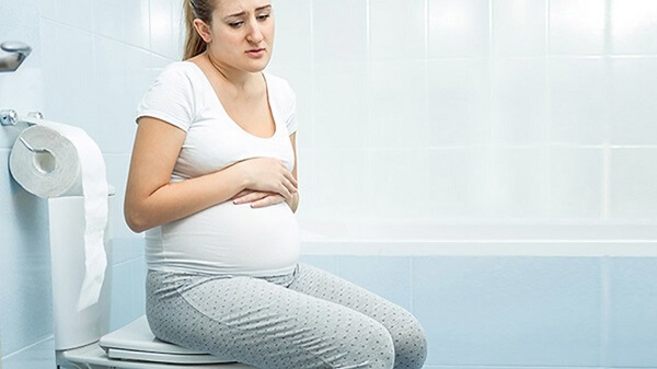 bầu bị tiêu chảy có nguy hiểm không