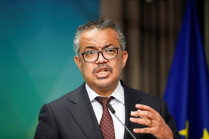 Tổng giám đốc WHO Tedros Adhanom Ghebreyesus phát biểu tại hội nghị về vaccine Covid-19 ở Brussels, Bỉ hồi tháng 2. Ảnh: AFP.
