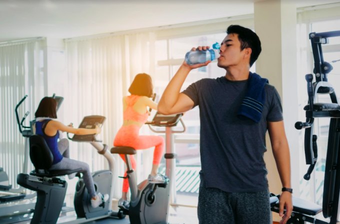 Tập luyện thể thao đúng cách giúp nâng cao sức khỏe và phòng tránh chấn thương. Ảnh: Shutterstock