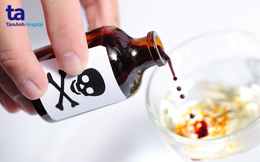 tai nạn ngộ độc hóa chất ngày tết