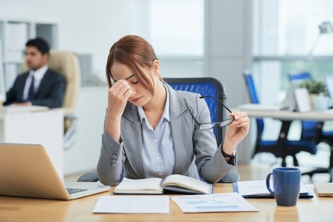 Căng thẳng ccó thể khiến bạn gặp vấn đề về trí nhớ, khó tập trung và hoàn thành công việc. Ảnh: Freepik