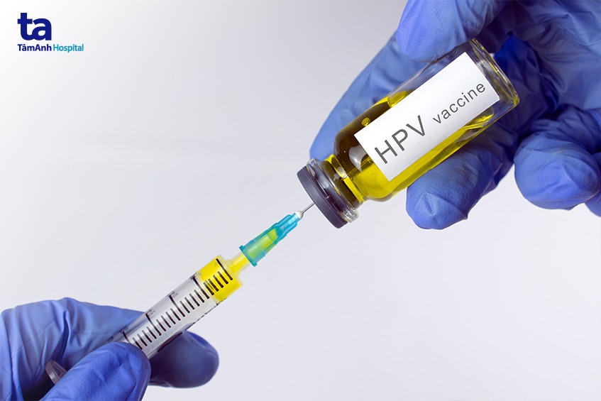 tiêm vắc xin phòng ngừa HPV