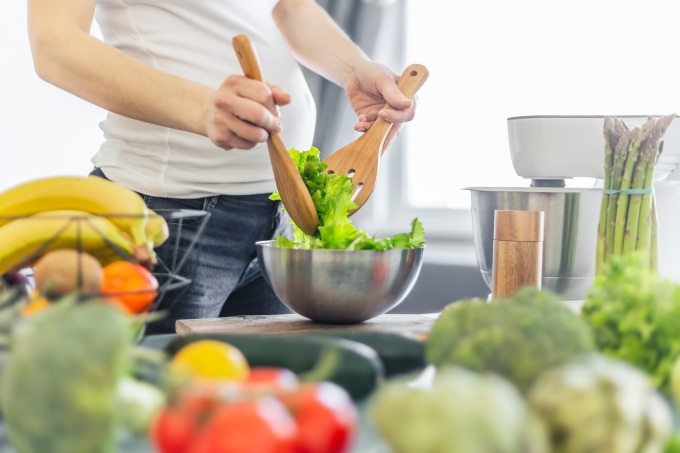 Tăng cường rau xanh hoặc ngũ cốc nguyên hạt có thể giúp giảm nguy cơ mắc bệnh tiểu đường thai kỳ. Ảnh: Freepik