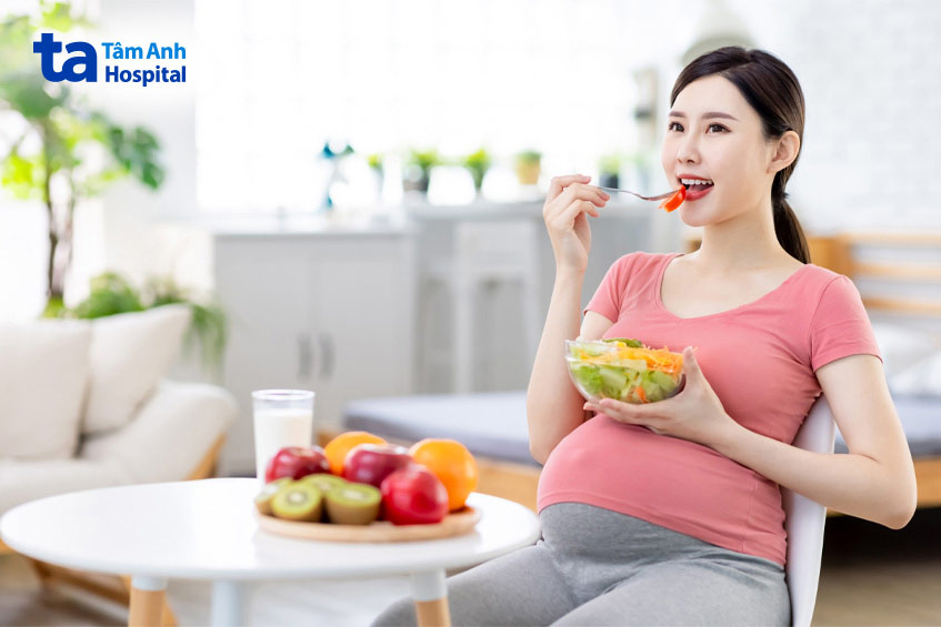Mẹ bầu cần duy trì chế độ ăn uống khoa học