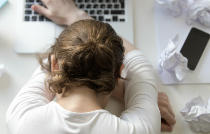 Stress quá mức gây áp lực tinh thần, thậm chí gây đột quỵ. Ảnh: Health