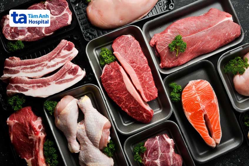 thời kỳ hậu sản mẹ nên bổ sung đa dạng các loại thịt