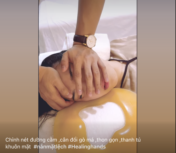 Một video quảng cáo dịch vụ nắn chỉnh khuôn mặt bằng tay. Ảnh chụp màn hình