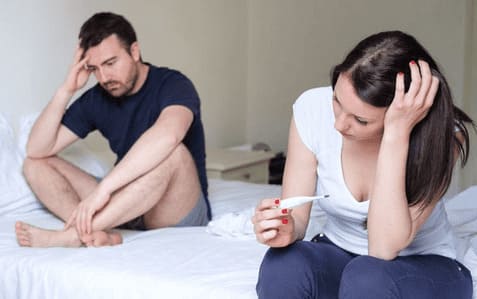 Nam giới có tinh hoàn nhỏ có bị vô sinh không?